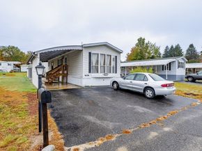 556 Central Street 39, Leominster MA 01453