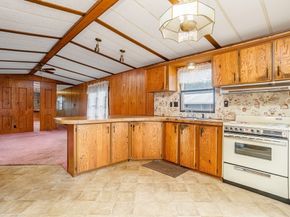 556 Central Street 39, Leominster MA 01453