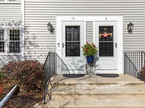 10 Eagle Dr 10, Douglas MA 01516