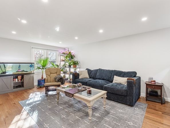 10 Eagle Dr 10, Douglas MA 01516