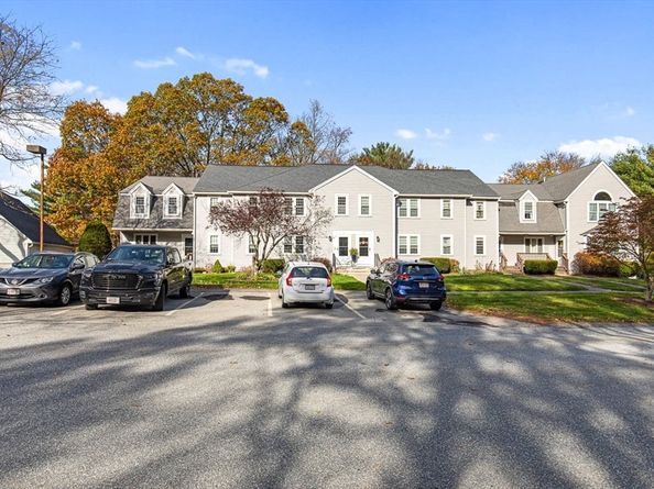 10 Eagle Dr 10, Douglas MA 01516