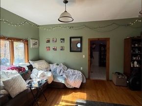 5 Amber St, Worcester MA 01602