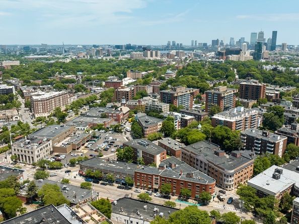 60 Longwood Ave 307, Brookline MA 02446