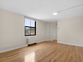 60 Longwood Ave 307, Brookline MA 02446
