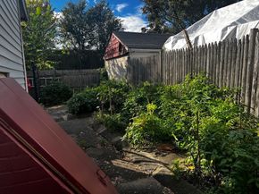 15 Neptune Street Ct, Lynn MA 01905