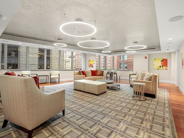 1 Charles St South 1110, Boston MA 02116