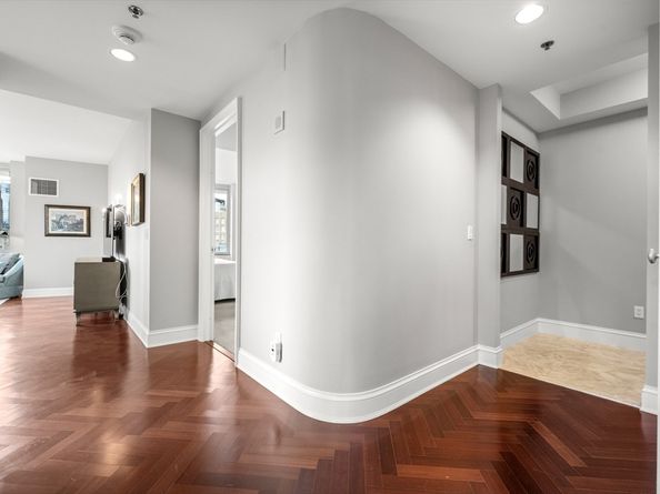 1 Charles St South 1110, Boston MA 02116