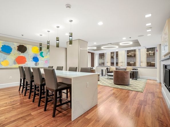 1 Charles St South 1110, Boston MA 02116