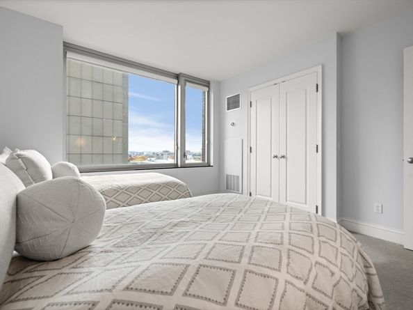 1 Charles St South 1110, Boston MA 02116