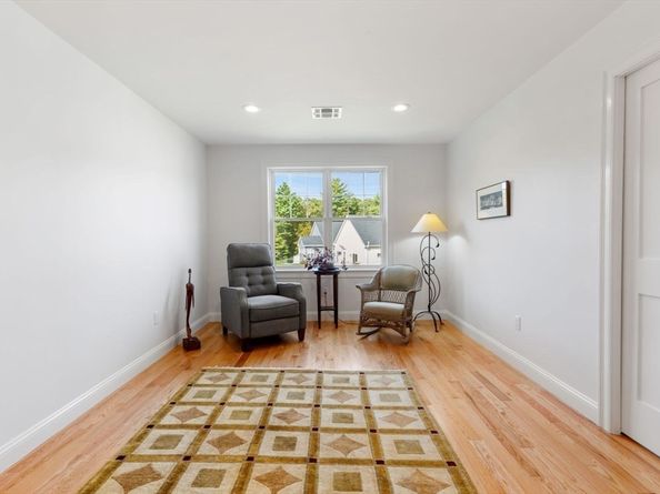43 Bittersweet Circle 43, Holliston MA 01746