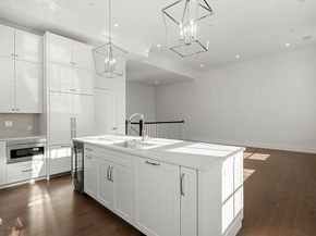 20 Mechanic Square 3, Marblehead MA 01945