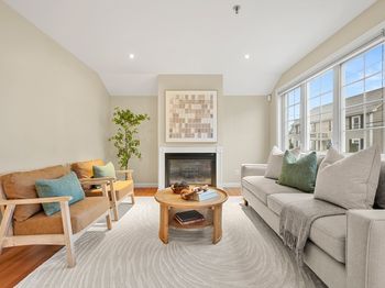 40 Myrtle St