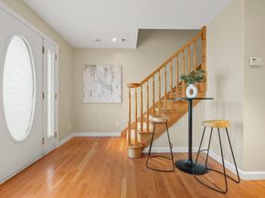 40 Myrtle St 9, Waltham MA 02453