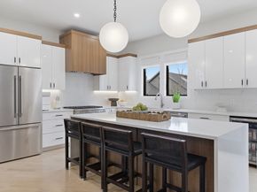 16-18 Josselyn Pl 16, Newton MA 02461