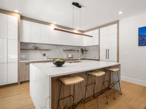 36 Osborne Rd 1, Brookline MA 02446