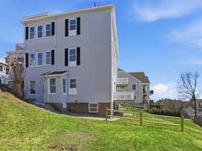 51 Harbor View Ave 3, Winthrop MA 02152
