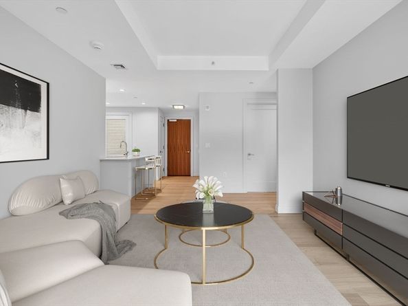 133 Seaport Blvd 1017, Boston MA 02210