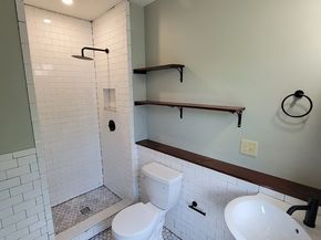 60 June St, Worcester MA 01602