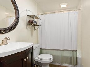 90 Commercial St 1A, Boston MA 02109