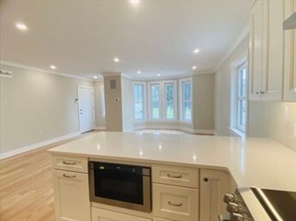 15 Yuill Circle 2, Boston MA 02136