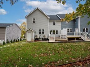 12 Beale Street, Worcester MA 01606