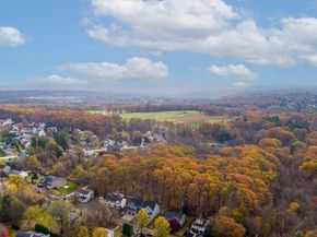 12 Beale Street, Worcester MA 01606