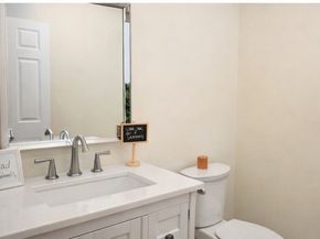 12 Beale Street, Worcester MA 01606