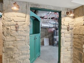 18 Downy Cir, Fitchburg MA 01420