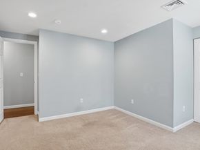 18 Downy Cir, Fitchburg MA 01420