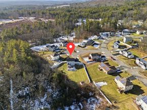 18 Downy Cir, Fitchburg MA 01420