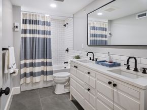 1 Jewett St 2, Rockport MA 01966