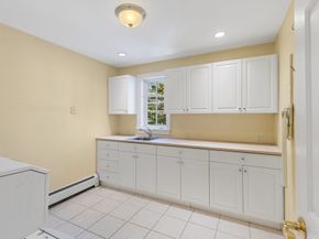 22 Fairbanks Rd, Lexington MA 02421