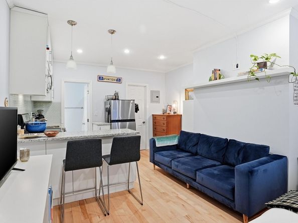 227 Marlborough St 2, Boston MA 02116