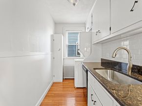 15 Sturgis Street, Woburn MA 01801