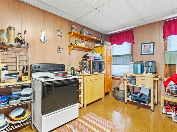 15 Sturgis Street, Woburn MA 01801