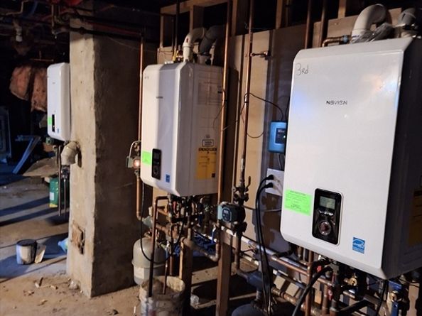 70 Sterling St, Worcester MA 01610