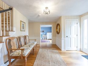 11 Garry Dr, Medfield MA 02052