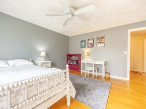 11 Garry Dr, Medfield MA 02052