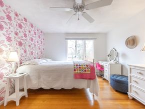 11 Garry Dr, Medfield MA 02052