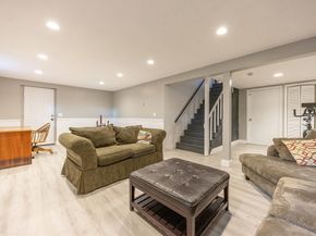 11 Garry Dr, Medfield MA 02052