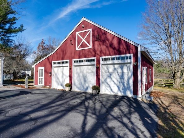 144 Seven Bridge Rd, Lancaster MA 01523