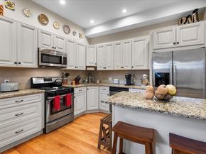 2-4 Garfield  Ave 1, Boston MA 02136