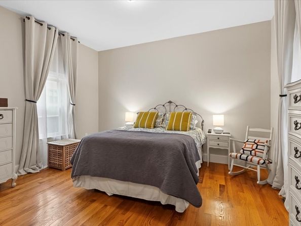 2-4 Garfield  Ave 1, Boston MA 02136