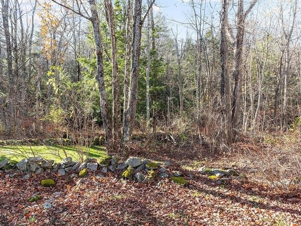 66 S Main St, Ashburnham MA 01430