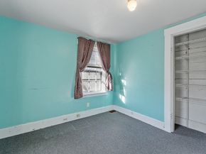 66 S Main St, Ashburnham MA 01430