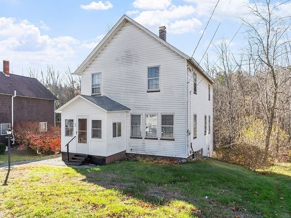 66 S Main St, Ashburnham MA 01430