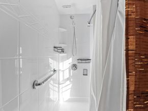 66 S Main St, Ashburnham MA 01430