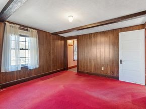 66 S Main St, Ashburnham MA 01430