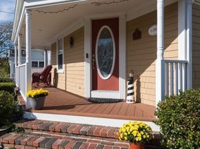 12 Grove St, Wareham MA 02532