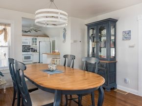 12 Grove St, Wareham MA 02532